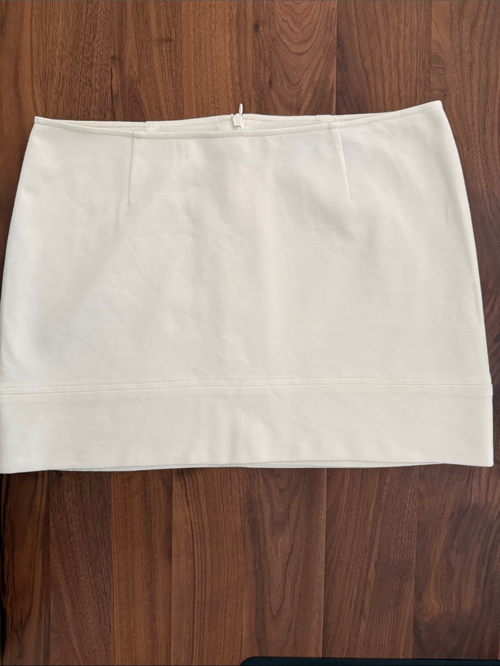 Trina Turk Classic White Mini Skirt